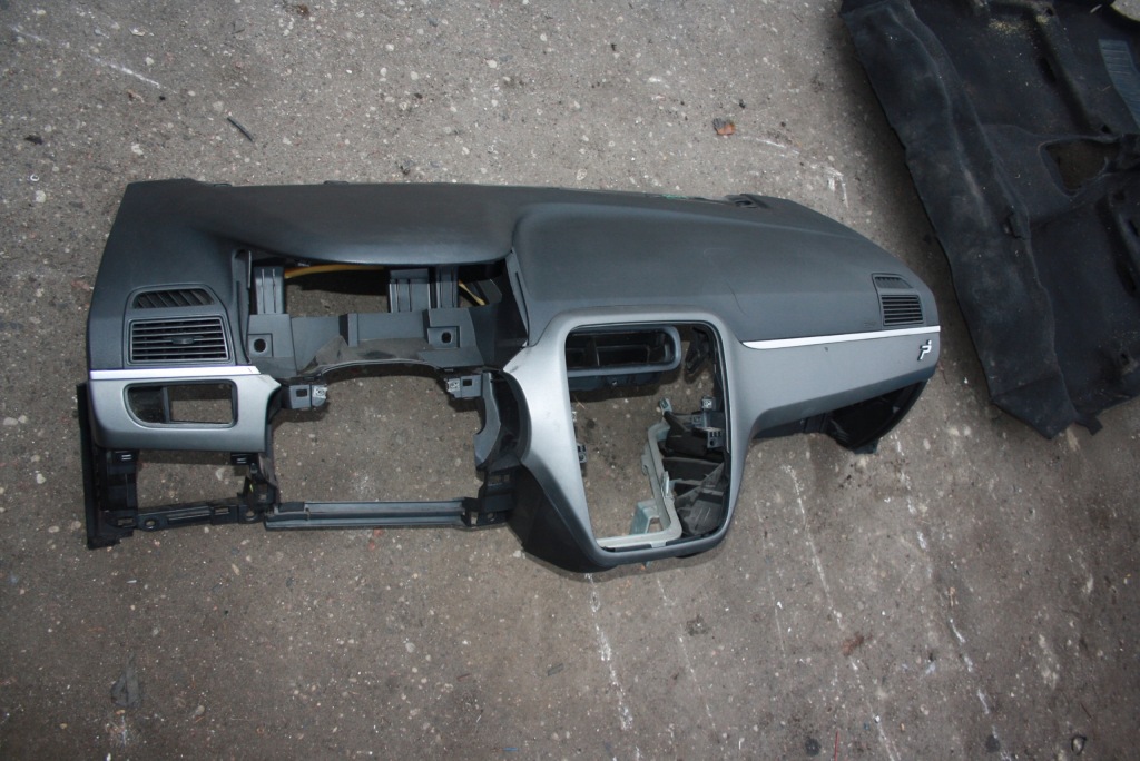 фото №1, Grande punto панель приладів панель приладів консоль