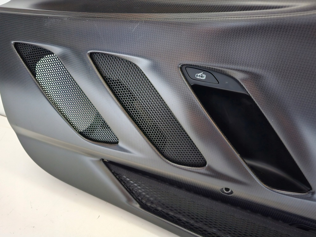 фото №9, Оббивка двері права сторона ferrari sf90 stradale f173 карбон