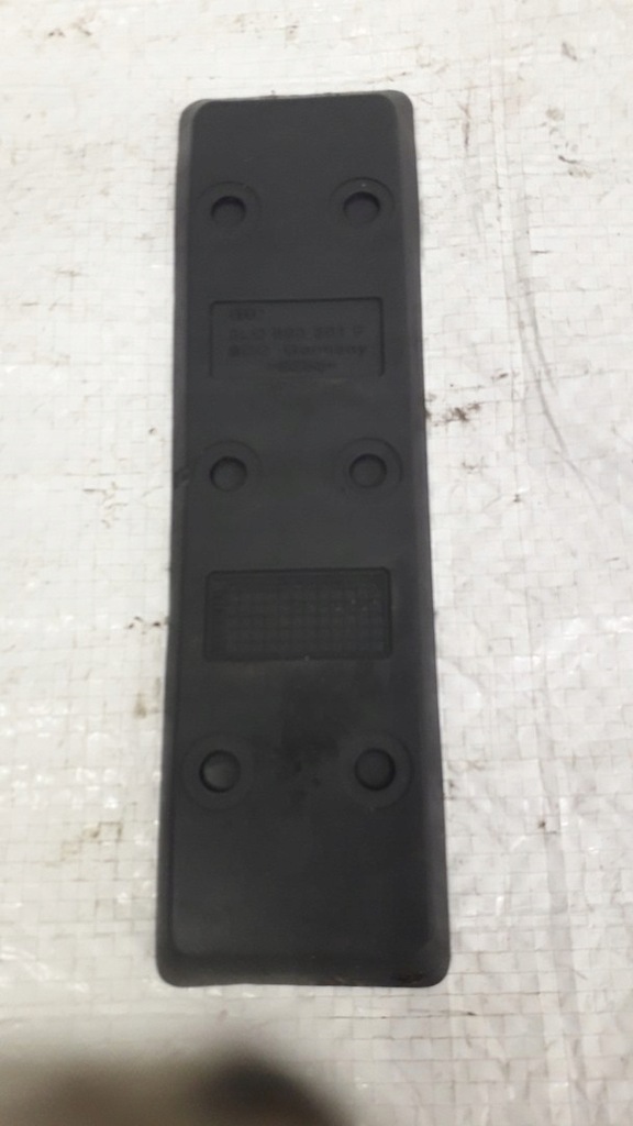 фото №9, Резинка туннель бардачка audi a3 8l lift 8l0863301f