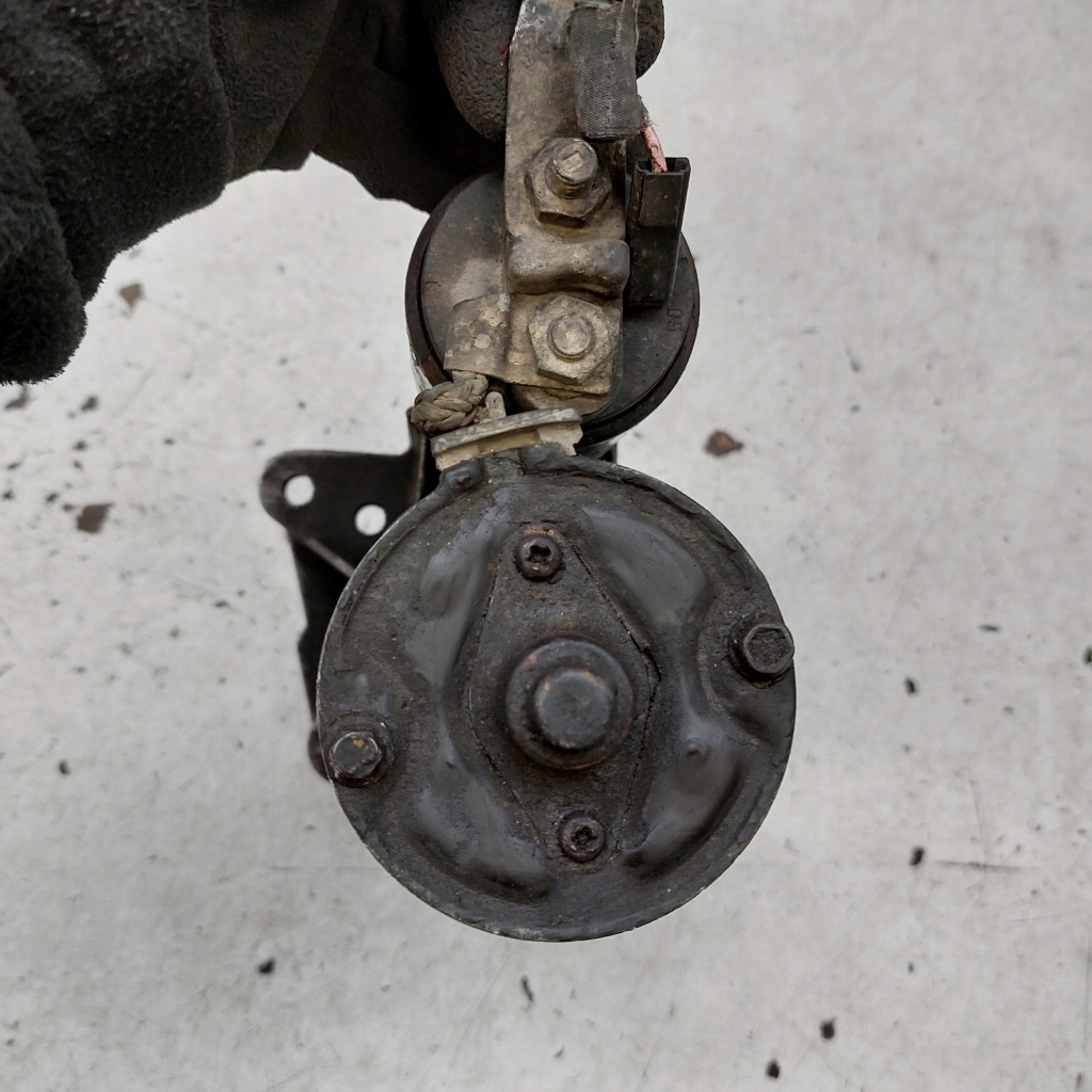 Renault laguna 2 2 2,0 стартер bosch 28100-02040 0001107030 1005831127 Оригинал