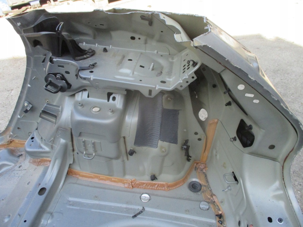 фото №6, Чверть pas задній volvo v40 19r піддон