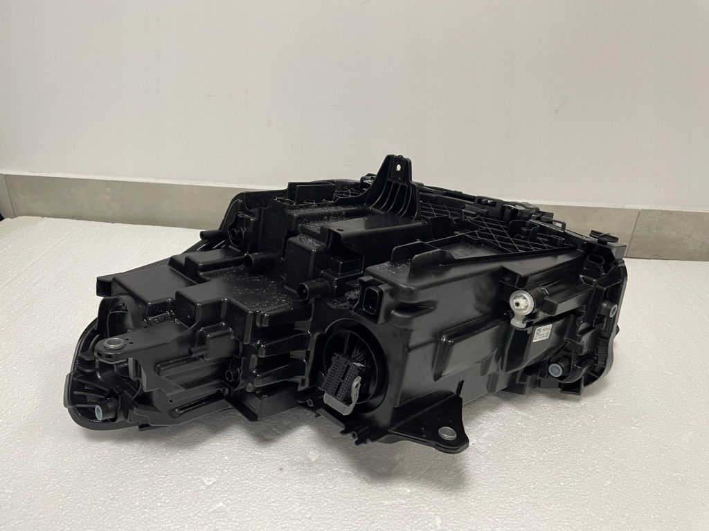 Bmw x2 u10 фара правый  full led правый shadow 5a77ec8 Цена