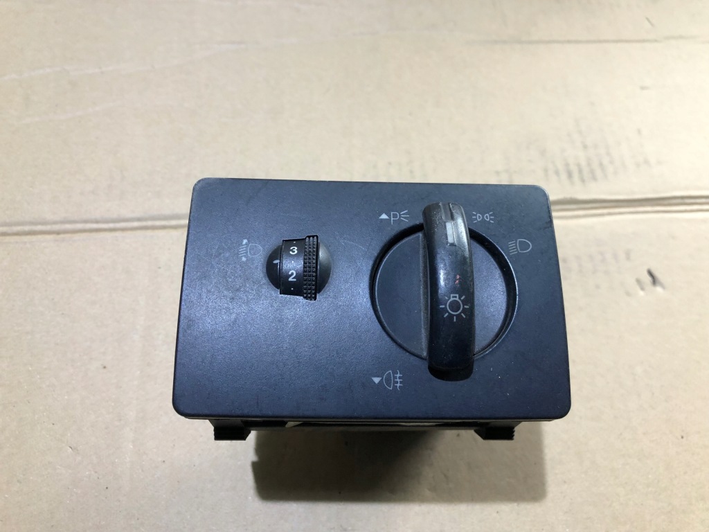 Купить Переключатель света ford focus mk2 4m5t-13a024-fa