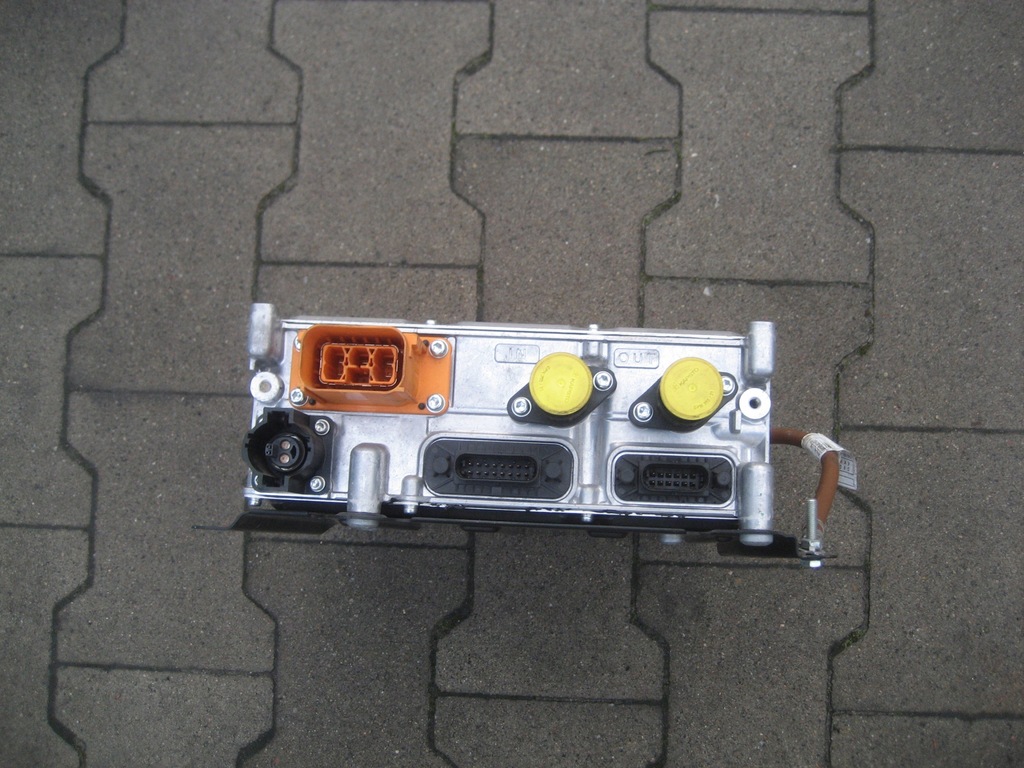 фото №5, Mercedes гібрид модуль зарядний пристрій inventer