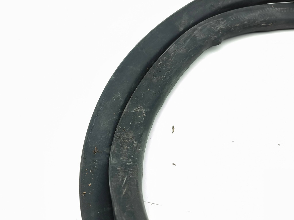 фото №12, Tesla model s 2015 прокладка капот