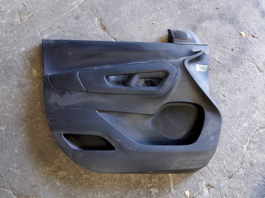 фото №1, Toyota proace partner k9 2023 обшивка обивка дверь левый перед 98492870zd