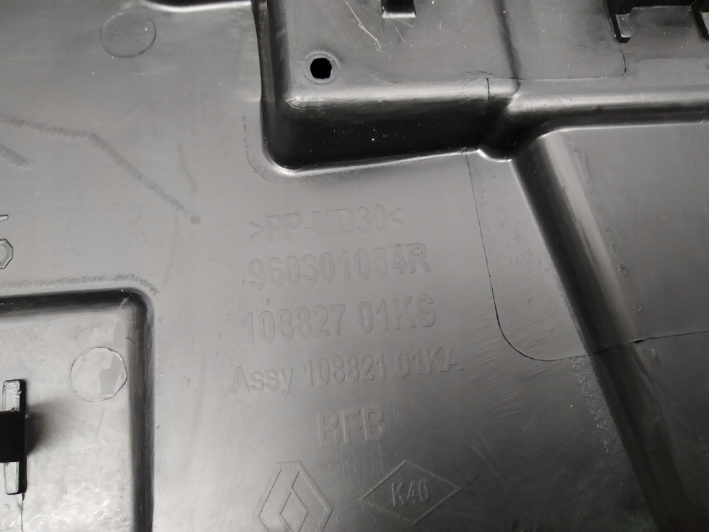 фото №10, 15+ renault megane iv 4 hb спойлер спойлер крышки задняя