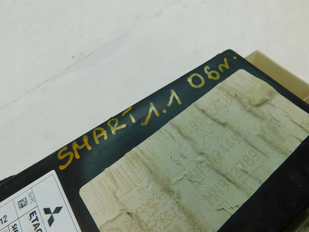 фото №4, Smart forfour i 1.1 2006r коробка запобіжників