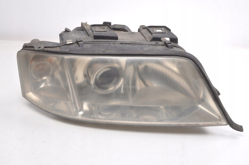 фото №1, Audi a6 c5 лампа правая передняя правый перед линза