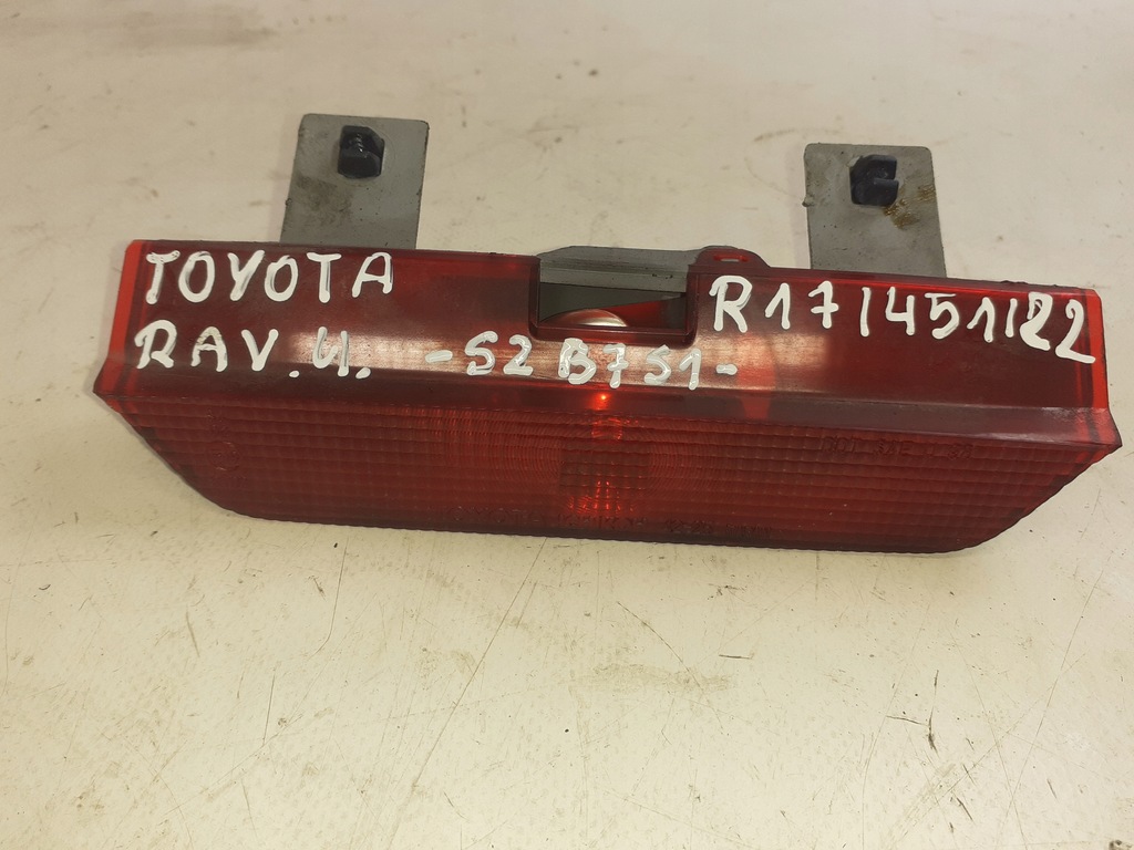 фото №2, Третий свет стоп-сигнал toyota rav4 ii