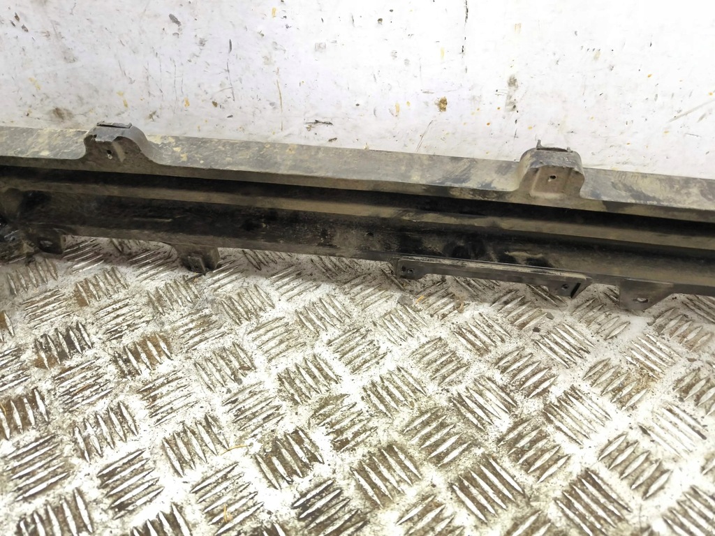 фото №8, Hyundai kona i 2019 поперечина бампера заднего