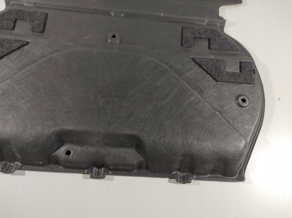 фото №12, Lexus is300h 13r - обшивка підлога багажника