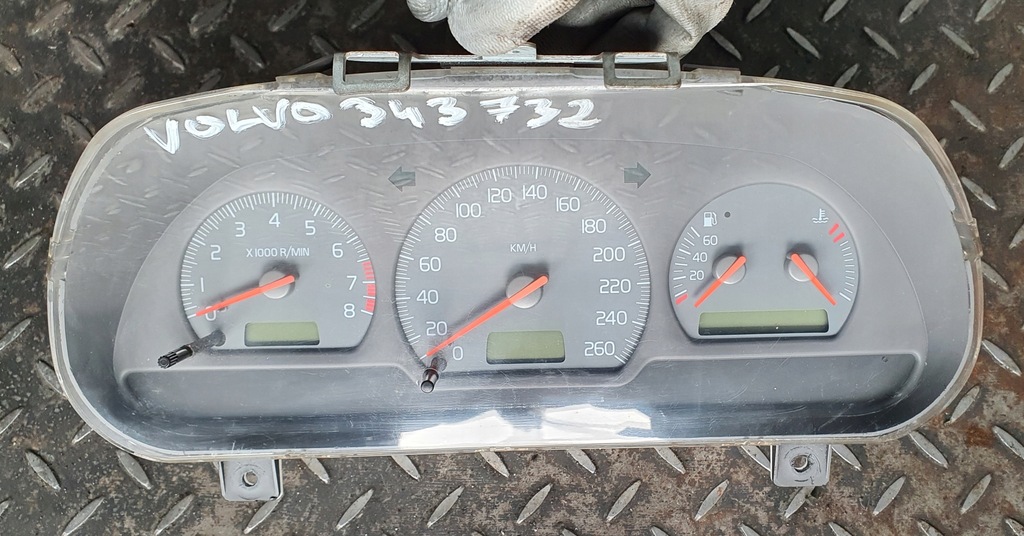 фото №1, Счетчик volvo v40 1.8 30857490f