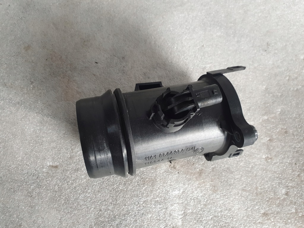 фото №3, Bmw f20 f30 витратомір труба повітря 8506359