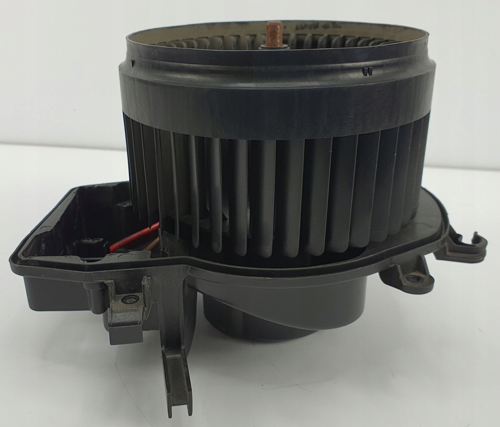 фото №1, Воздуходувка вентилятор mercedes w203 europa