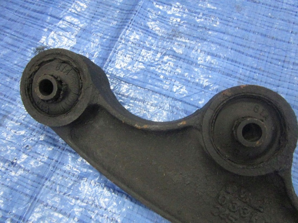 фото №11, Suzuki jimny 2003 рычаг перед