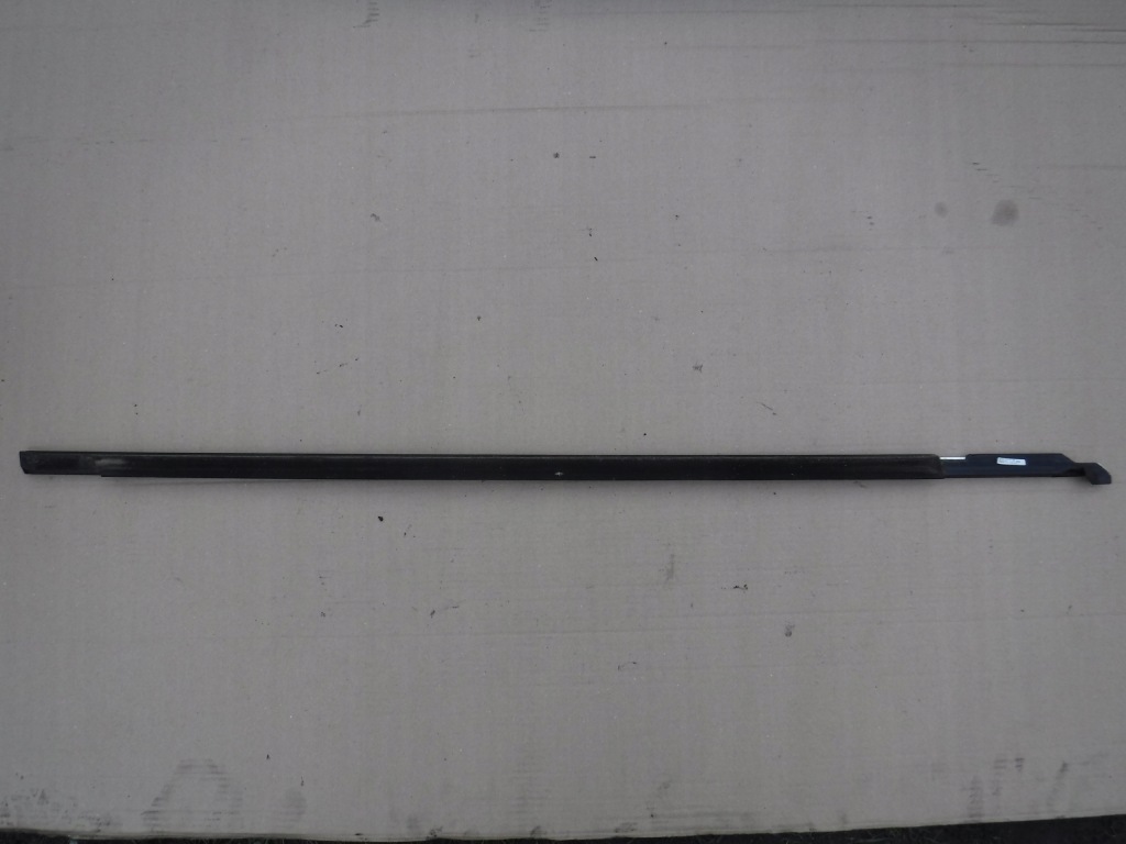 фото №1, Молдинг ущільнювач правий задня piano audi a7