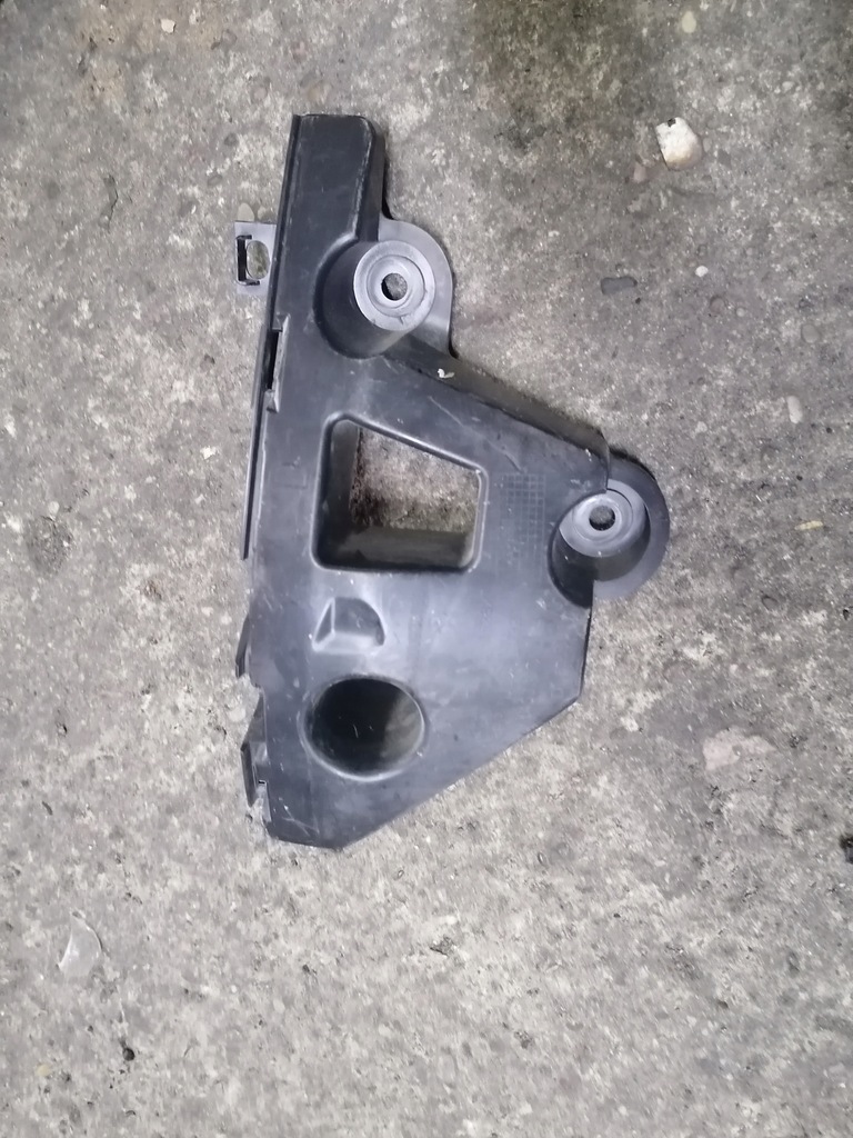 фото №1, Направляющая бампера правый задняя peugeot 308