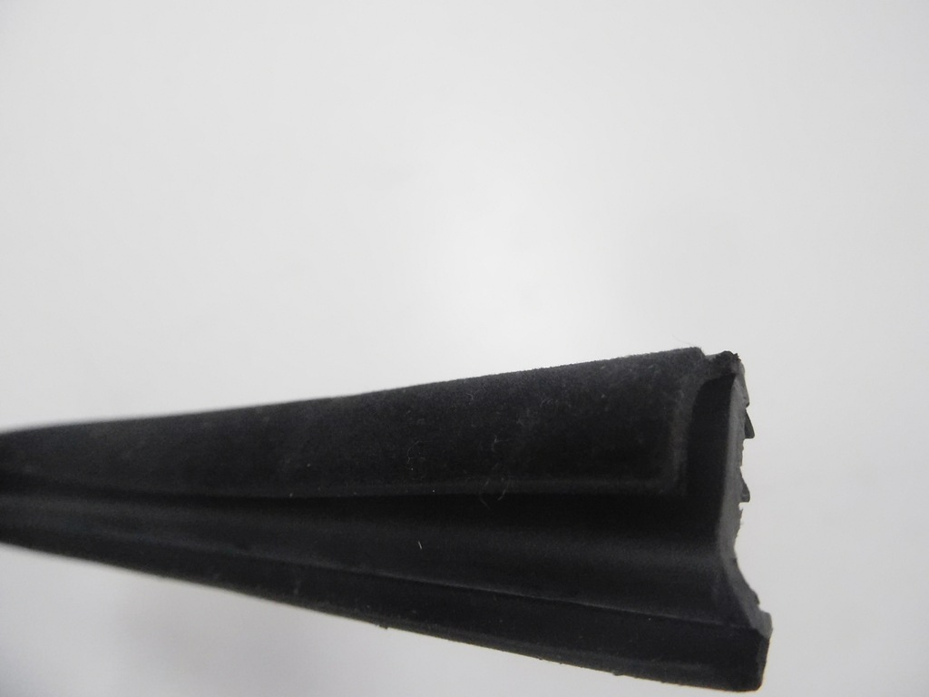 фото №7, Прокладка profilu скло двері задніх правих alfa romeo 156 оригінальний номер 60674635