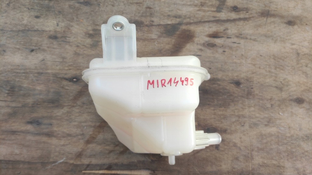 фото №5, Бачок расширительный жидкость охлаждающий toyota c-hr 1.2 turbo 116km 2018r