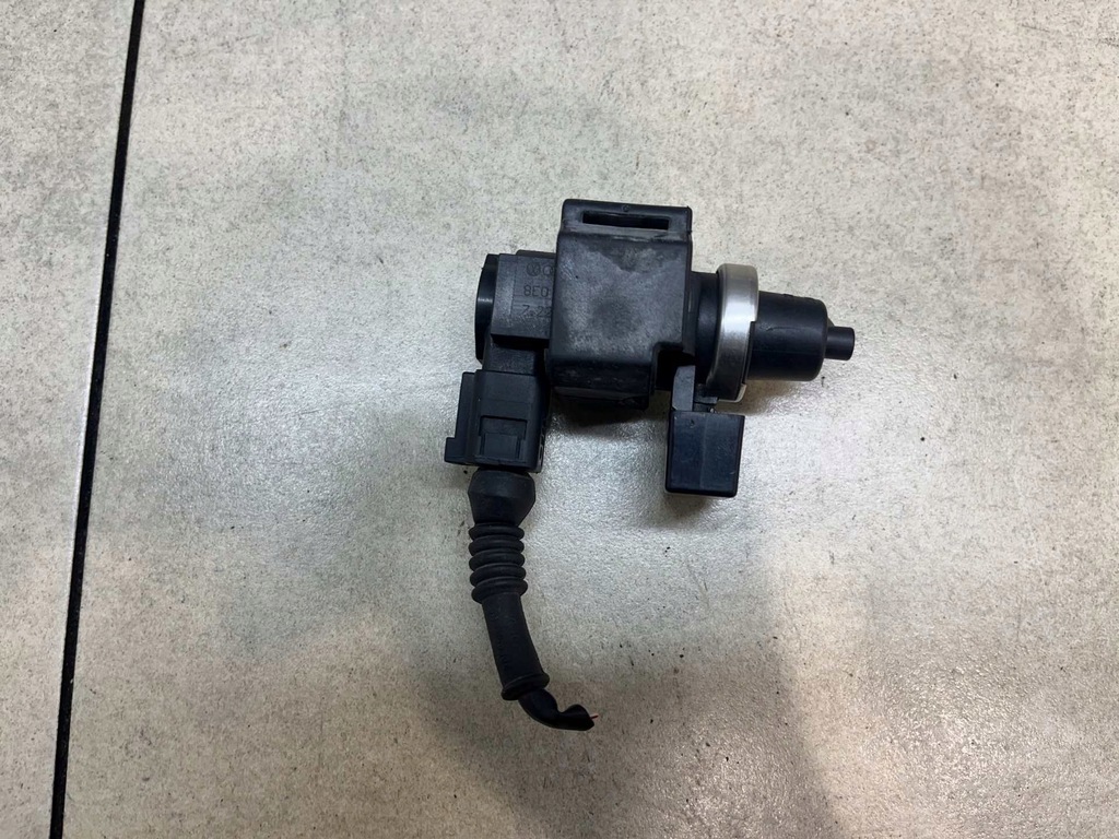 фото №8, Клапан вакуумa audi a4 b6 2.5 tdi 1k0906627a