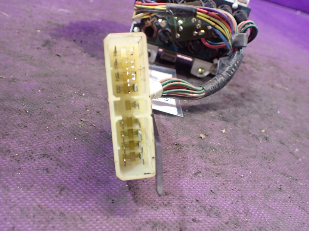 фото №4, Isuzu trooper i панель дисплей 8944538901