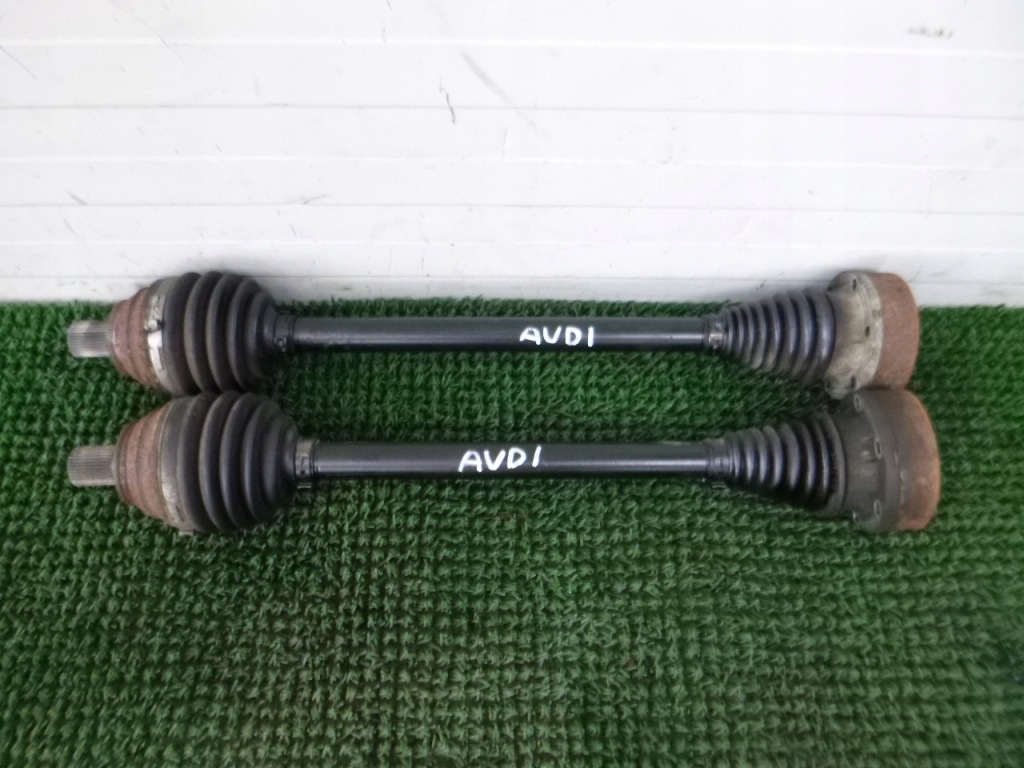 фото №1, Audi rs3 8v 12- 2.5 tfsi приводной вал задняя правая левая оригинальный номер