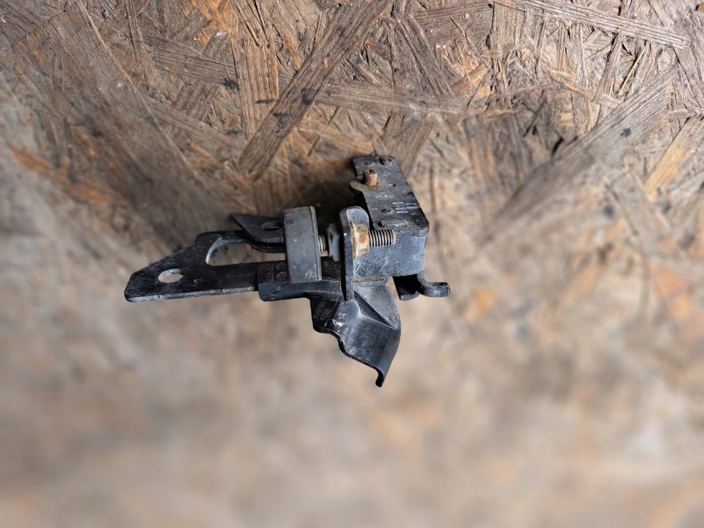 фото №6, Замок засов капот mercedes w212