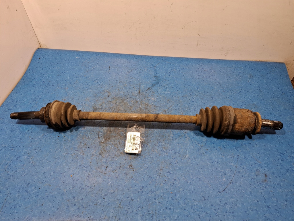 фото №1, Subaru forester ii 2.0t приводной вал правая задняя ej205