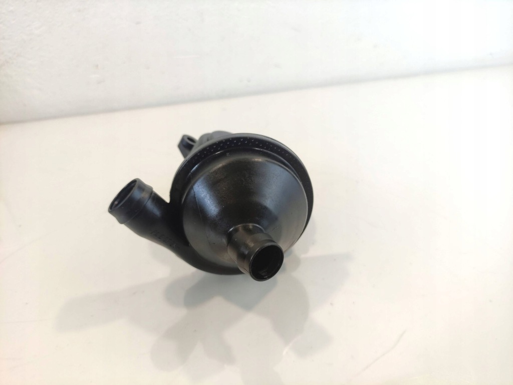 фото №5, Bmw 3 e90 e91 вентиляція картера сепаратор 7503519