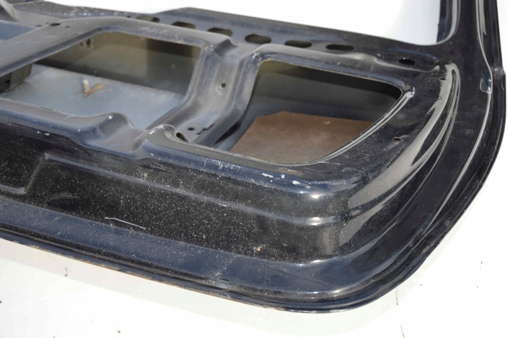 Mercedes ml w163 163 рестайлінг  кришка багажника задня без оснащення Доставка