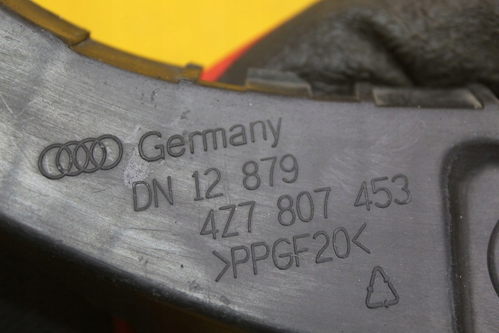 фото №7, Направляющая бампера левый задняя audi a6 c5 allroad 4z7807453 kombi