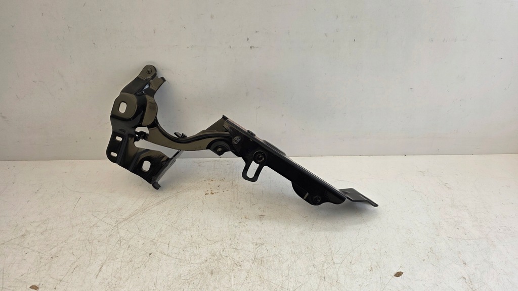 фото №1, Петля капот передний перед правый bmw 2 f46 7300522