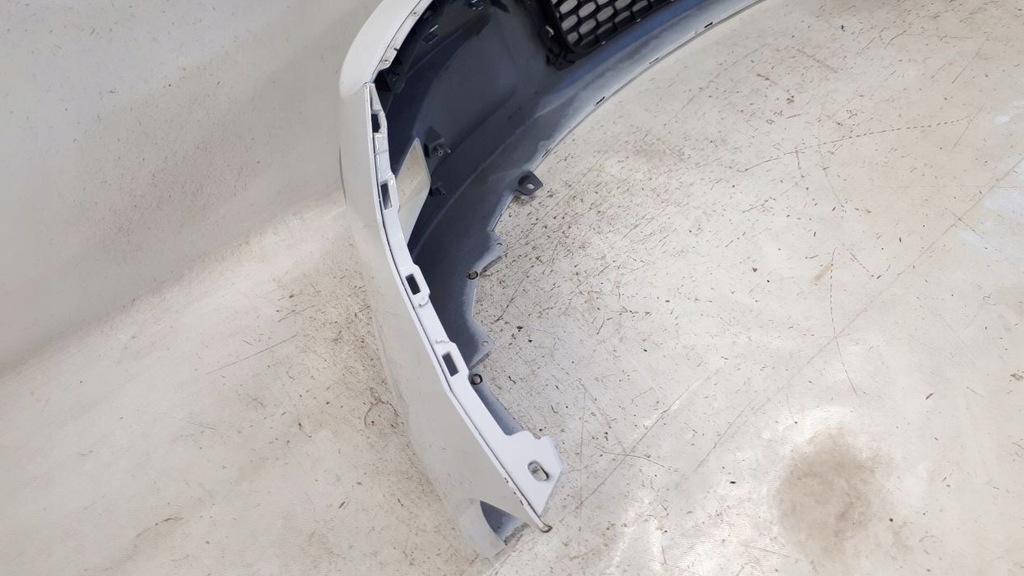 фото №10, Hyundai i30 2007-2009 combi бампер перед