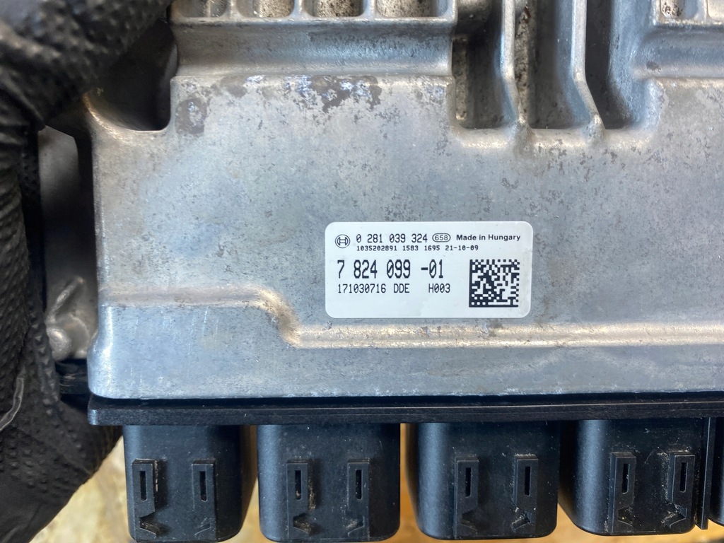 фото №11, Бортовой компьютер блок управления двигателя bmw x3 g01 x4 g02 2.0d 7824099 0281039324
