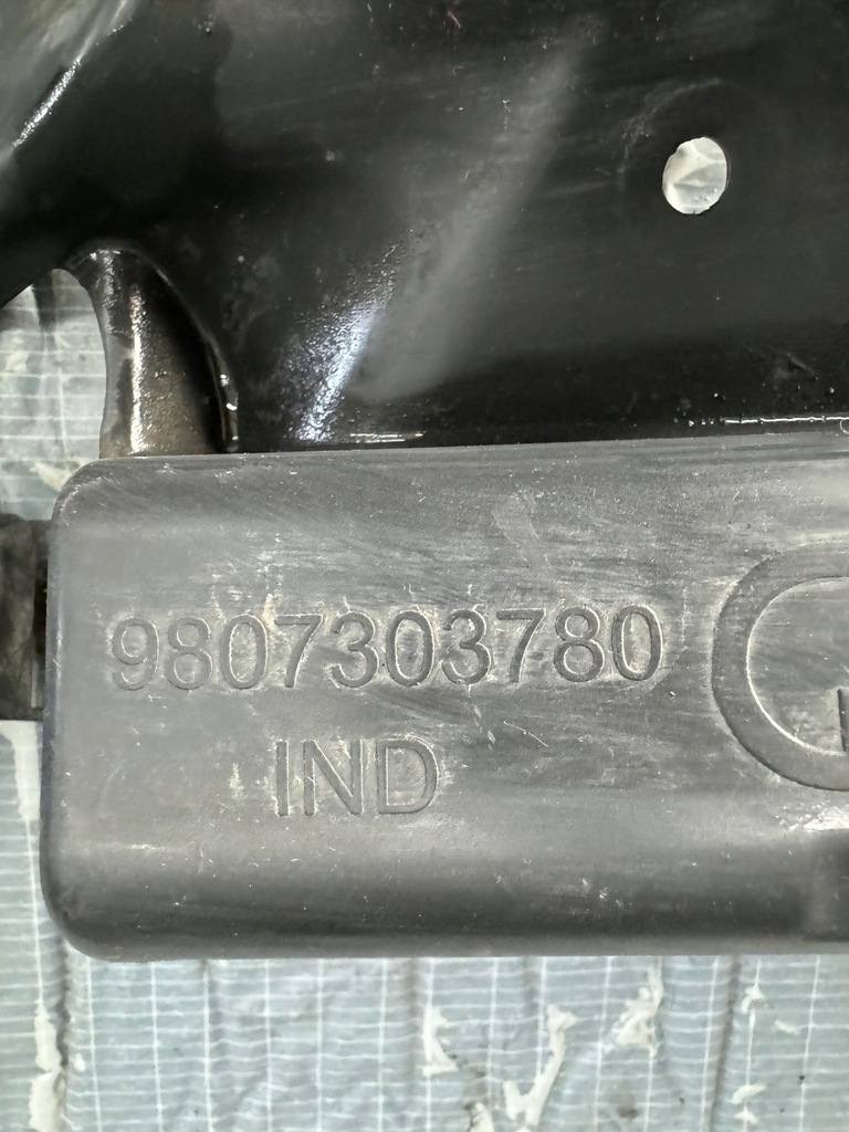 фото №7, Повітропровід повітря citroen ds5 2.0 hybrid 9807303780