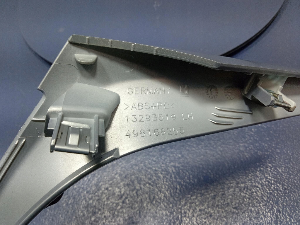 Opel zafira c 3 рестайлінг  2016- молдинг декоративна внутрішня комплект 13293519 Зі Шроту