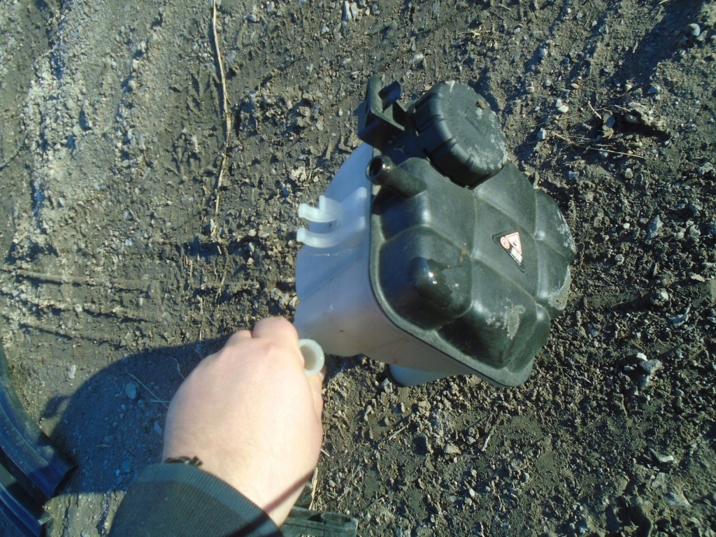 Купить Mercedes w166 бак расширительный жидкость idealny !