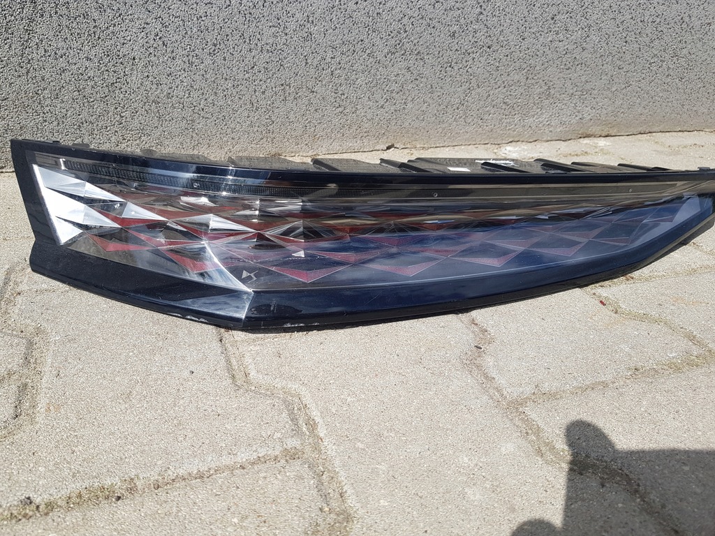 фото №2, Ds7 lift лампа задняя задняя 9841320480