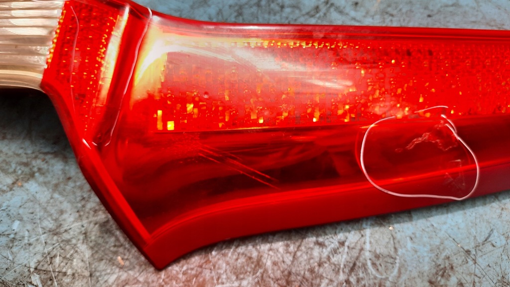 фото №7, Volvo v70 iii xc70 ii 06-14 лампа задня права кришки