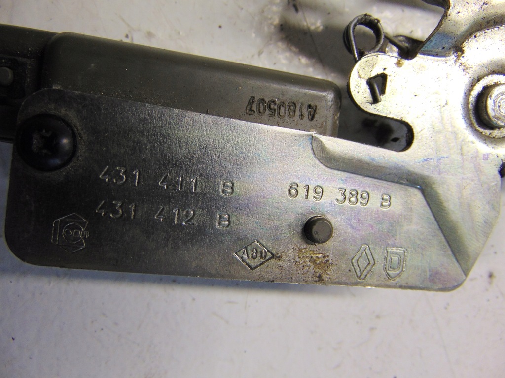 фото №8, Замок дверь левый задняя dacia logan i mcv kombi europa