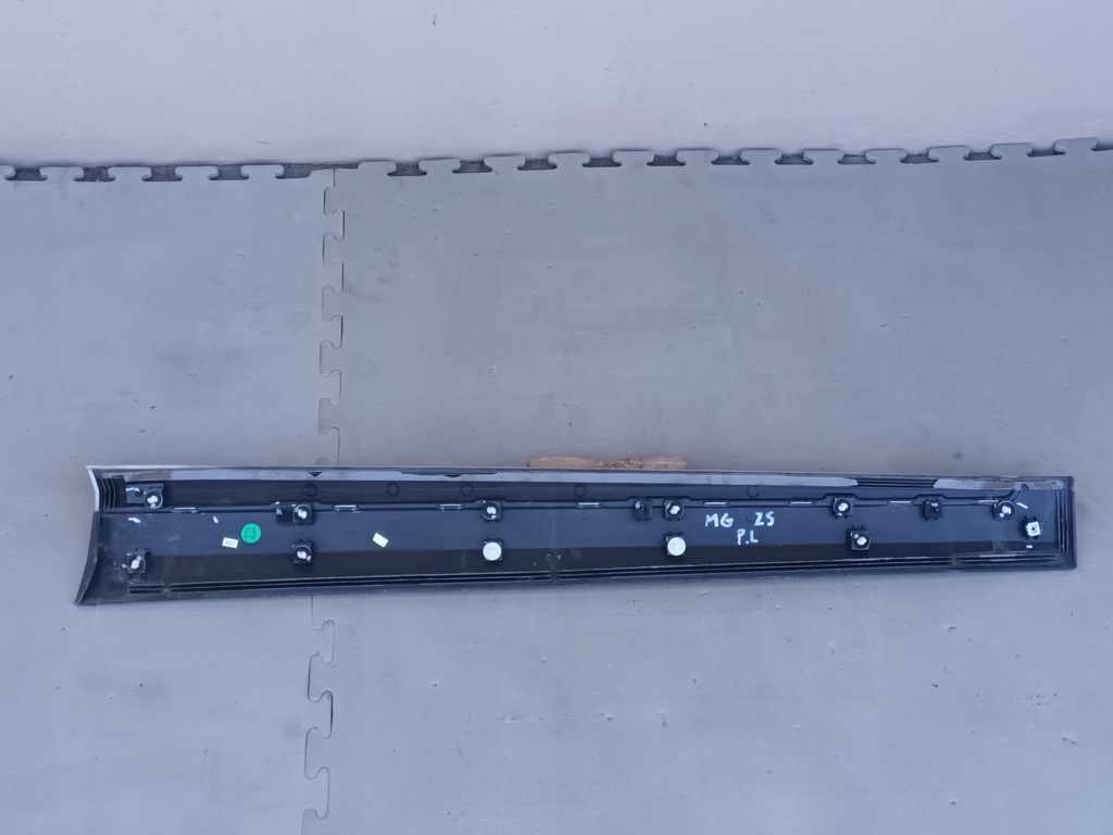 фото №6, Молдинг na дверь левый перед mg zs передняя левая