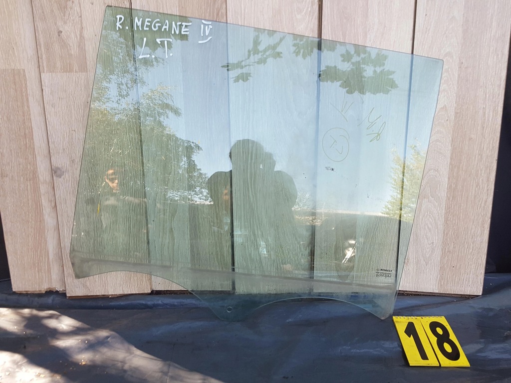 фото №1, Renault megane iv 4 скло бічна двері задня ліва