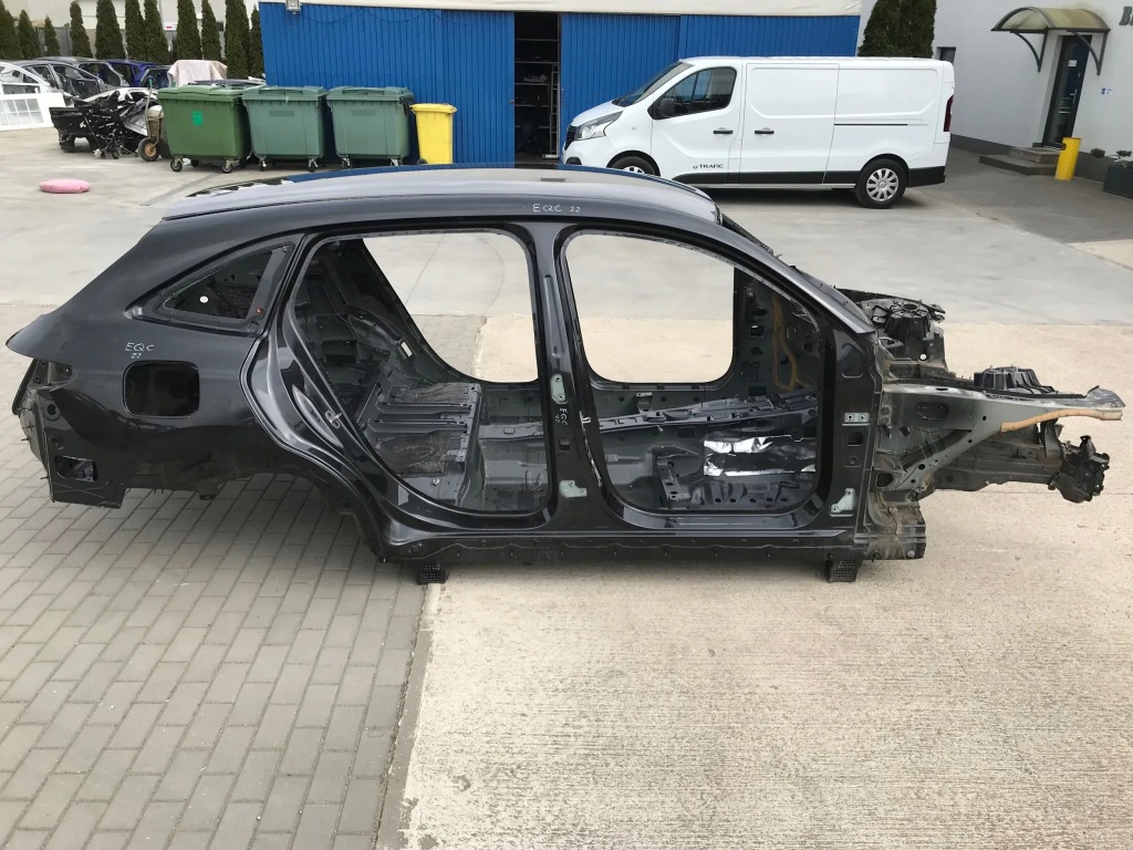 фото №1, Mercedes eqc n293 2023 правий поріг середній блок двигуна b блок двигуна a чверть