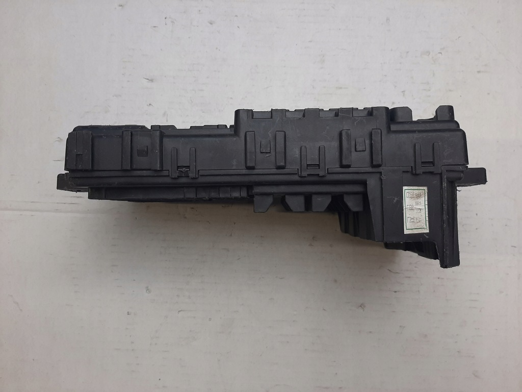 фото №5, Коробка предохранитель. hyundai santa fe 91188-26105