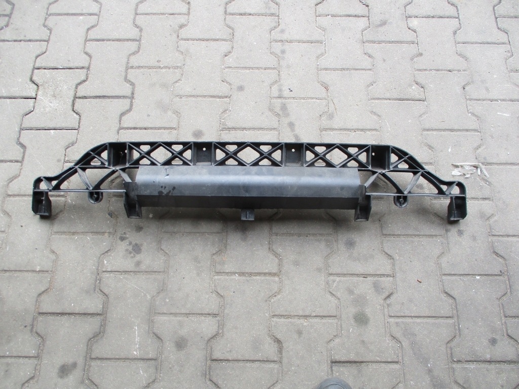 фото №1, Напрямна бампера audi q7 4l0807329