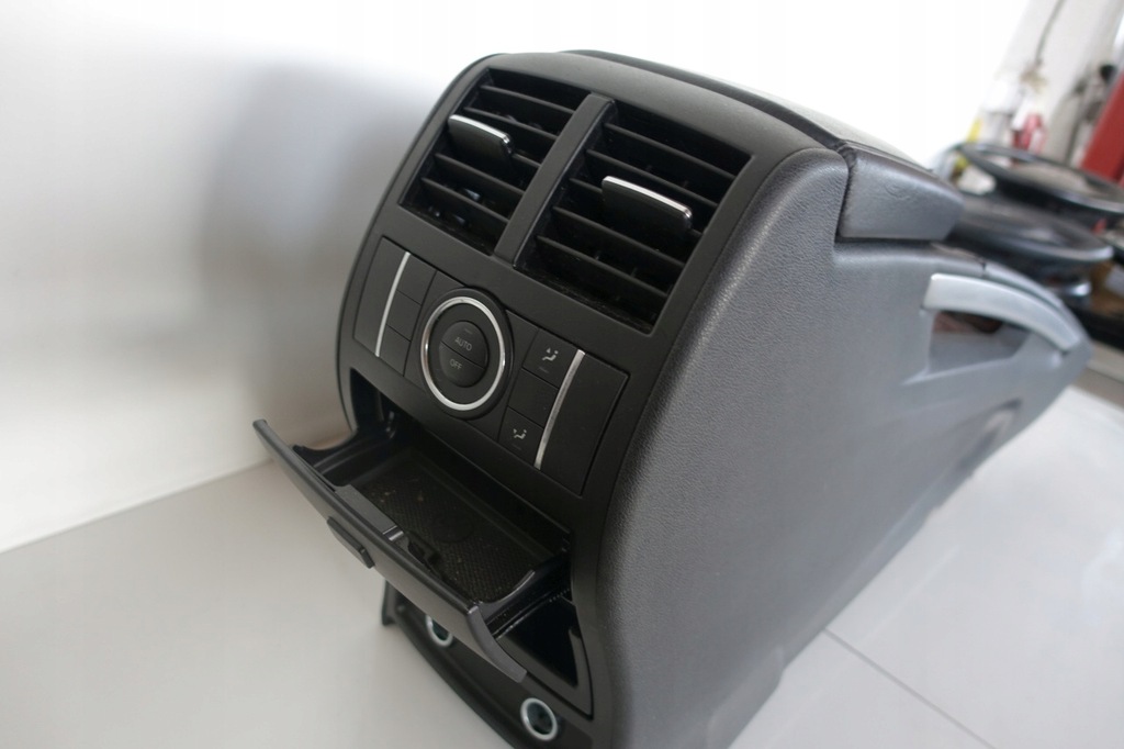 фото №10, Mercedes w164 подлокотник туннель бардачок ml gl x164 1646801314