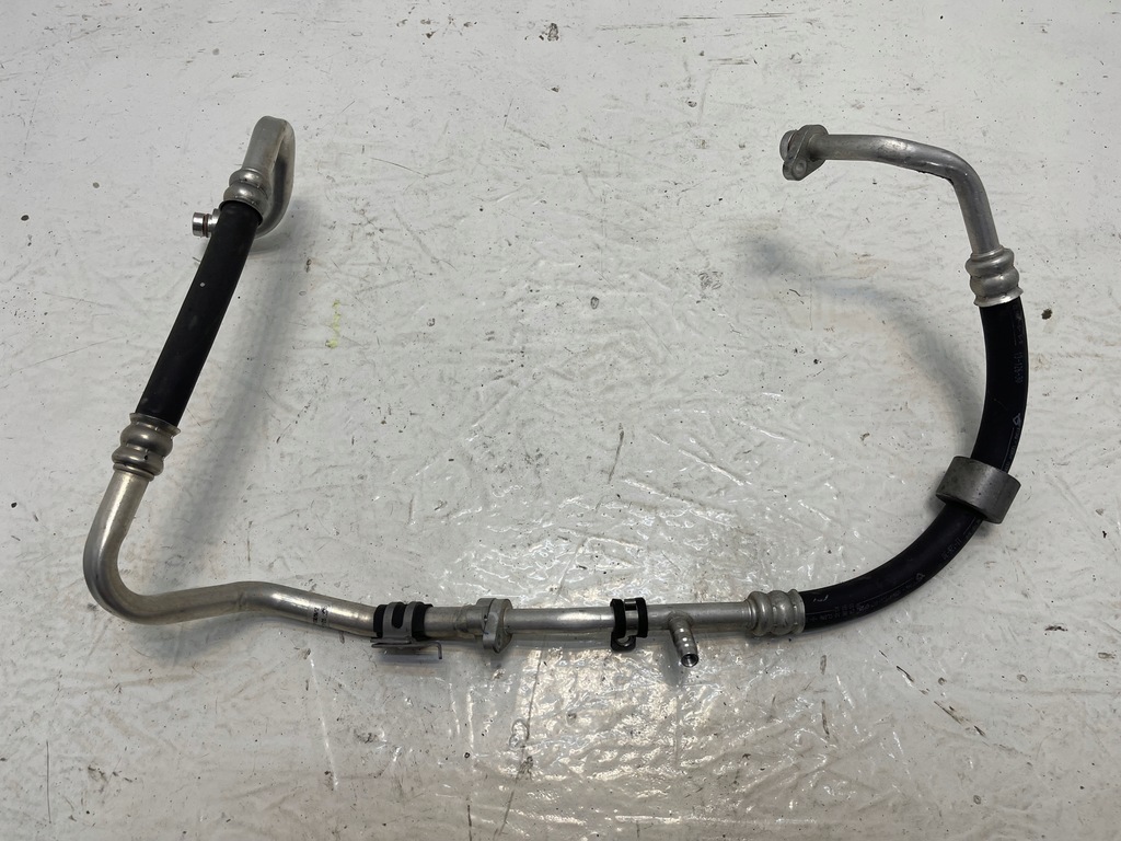 фото №1, Renault clio iv шланг кондиционера 924003929r