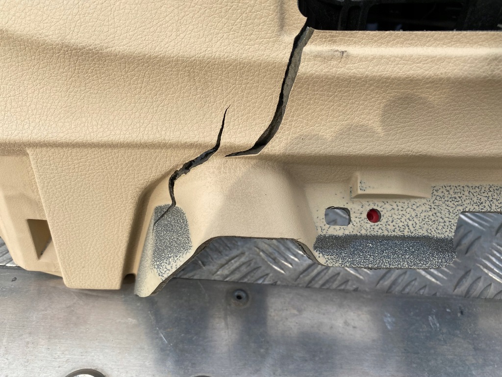 фото №10, С wadą - bmw f30 f31 f32 бежевая приборная панель приборная консоль venetobeige