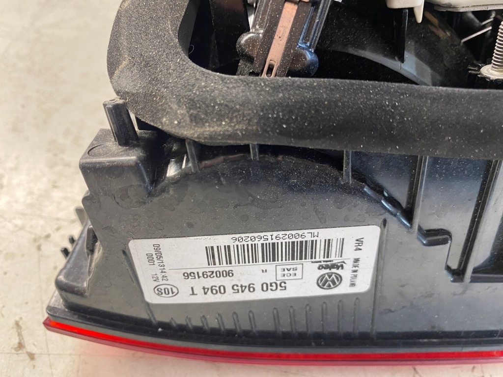 фото №7, Vw golf vii лампа правый задняя w крышка 5g0945094t